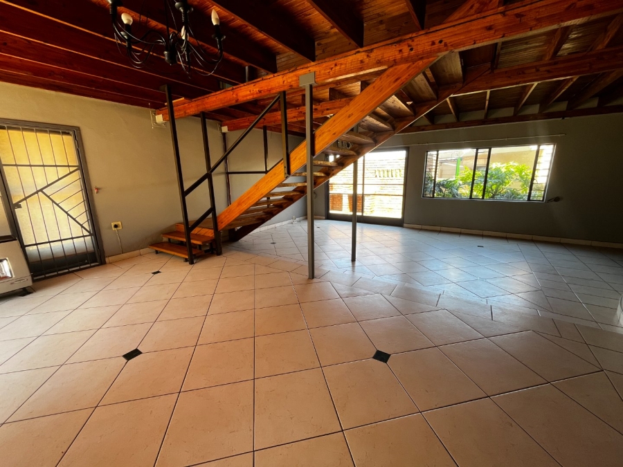 To Let 4 Bedroom Property for Rent in Schoemansville North West